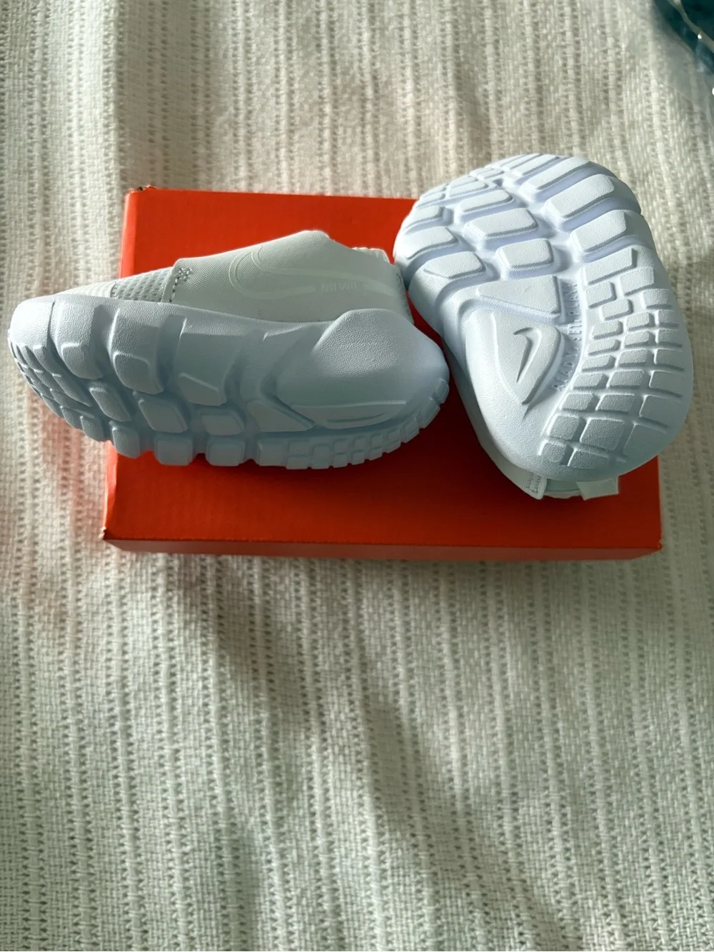 Nike White Baby Flex Runner 2 Sneakers